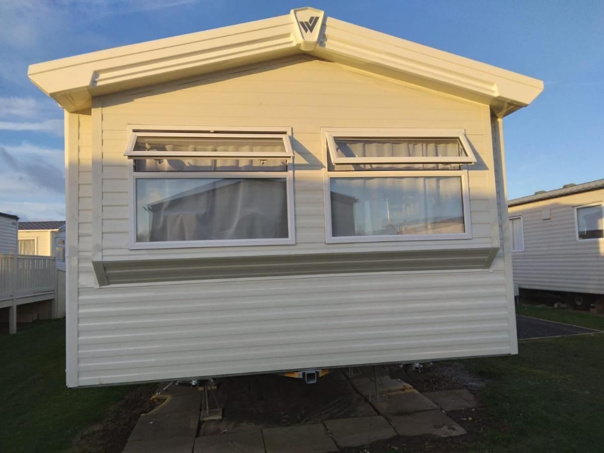 3 Bed ,Sleeps 8 Caravan California Cliffs Holiday Park Scratby Kültér fotó